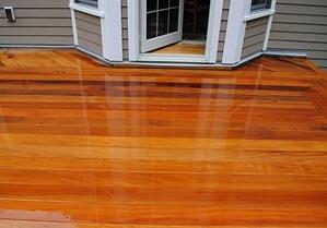 garapa decking has lovely golden brown tones