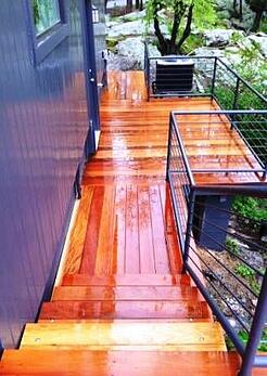 garapa deck and stairs