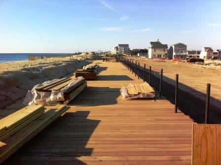 Garapa deck on boardwalk design at Ortley Beach, NJ by Mataverde Decking