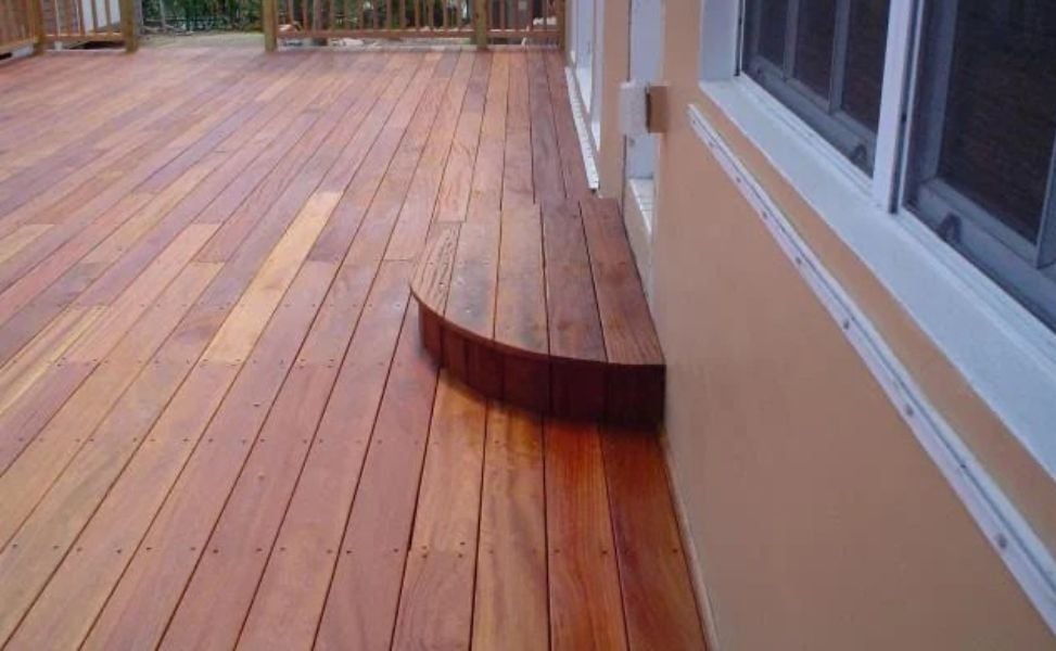 Cumaru wood deck with wood curved step