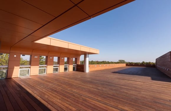 A Cumaru rooftop deck in New Jersey with Eurotec framing