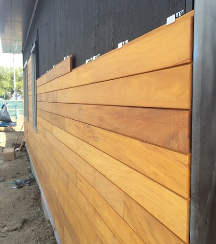 Garapa_Rain_Screen_with_custom_outside_corner_2