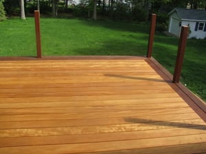 Garapa_deck_in_Connecticut