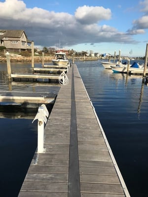 Why Does Ipe Decking Work Great for Docks and Floats?