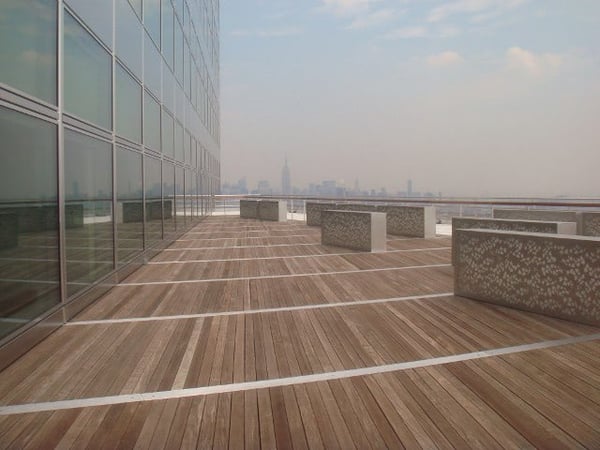Ipe_rooftop_deck_on_building_in_Connecticut__2