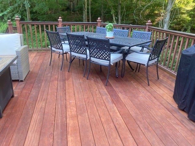 Mataverde Jatoba wood deck with dining area