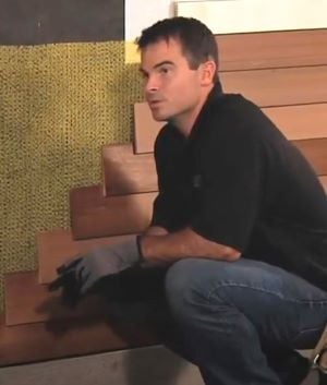 clapboard with mesh style rainsceen