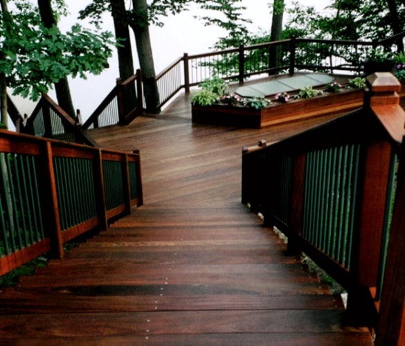Ipe decking 5/4x6 with 2x6 Ipe railings and 4x4 posts