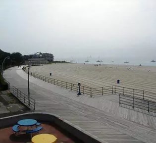 ipe-boardwalk-overlooking-long-island-sound-in-connecticut