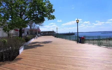 ipe-decking-on-boardwalk-at-playland-park-in-rye-new-york-resized-600-2