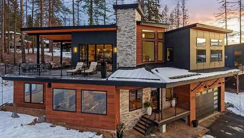 19 Stunning Covered Deck Ideas: From Pergolas to Gazebos & Beyond
