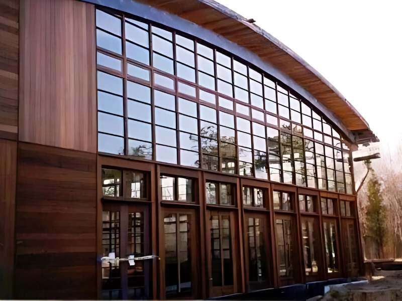 vertical_ipe_wood_siding_using_rainscreen_siding_principles-1