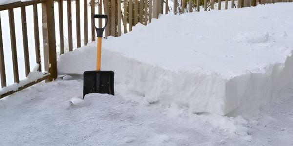 13 Pro Tips: How To Safely Remove Snow from Your Deck