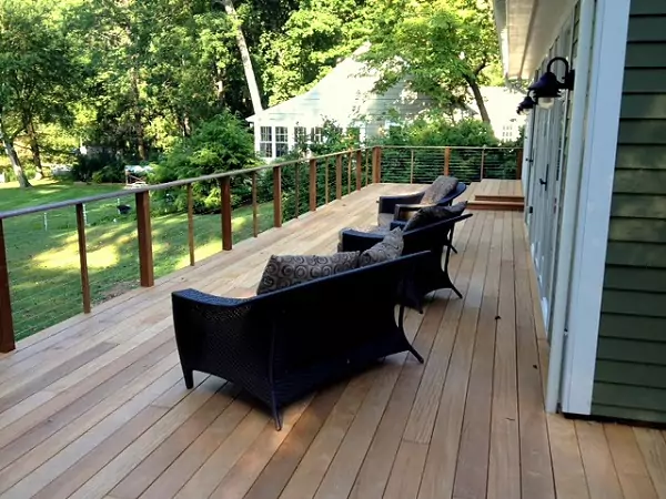 How to Finance an Outdoor Backyard Deck Project