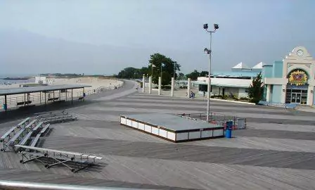 Ocean Beach Boardwalk Revived with Ipe Marine Decking