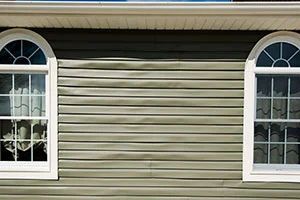 vinyl siding can warp when heated or overheated